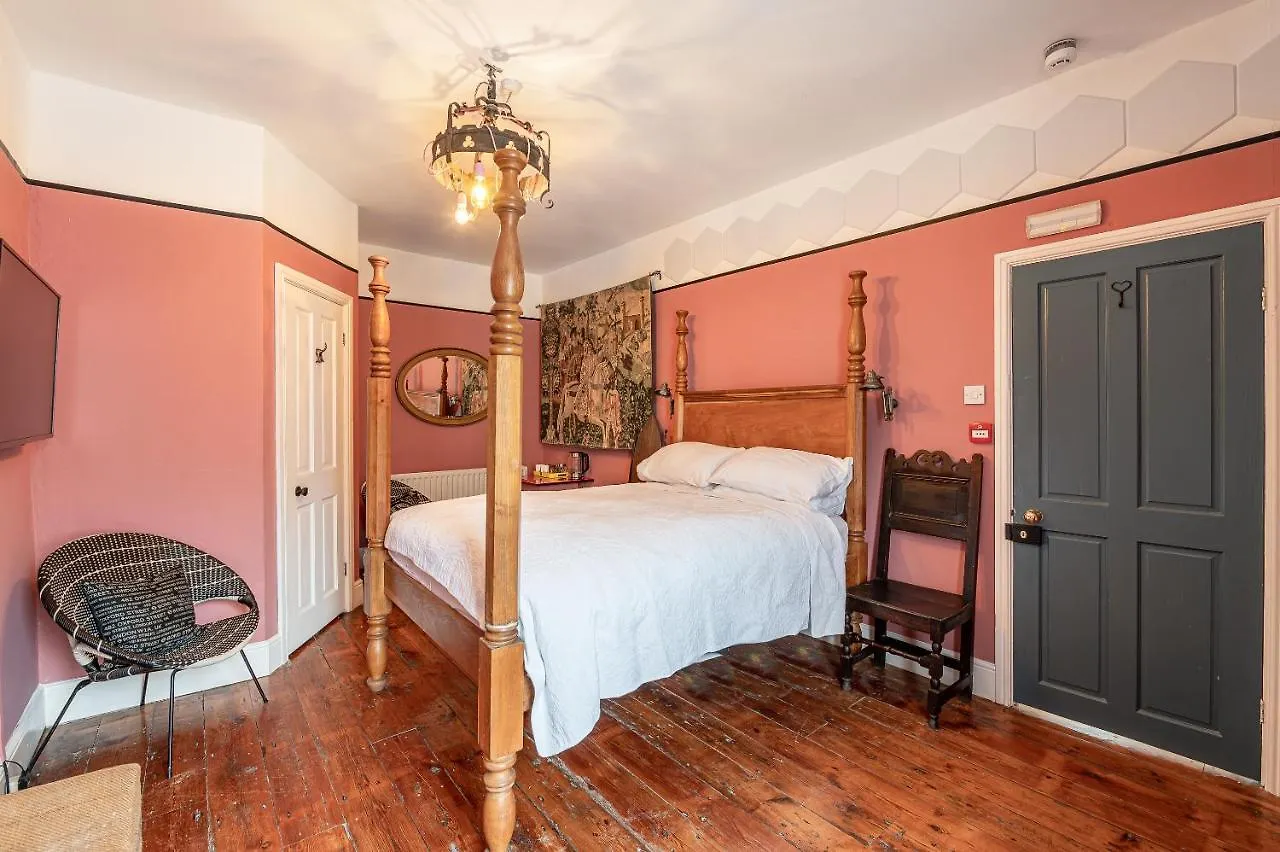 Moonfleet Guest House Skinningrove 3*,